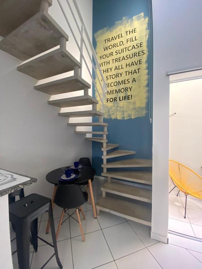 Loft Villa - Com Ar Condicionado No Centro Da Cidade โบยตูวา ภายนอก รูปภาพ